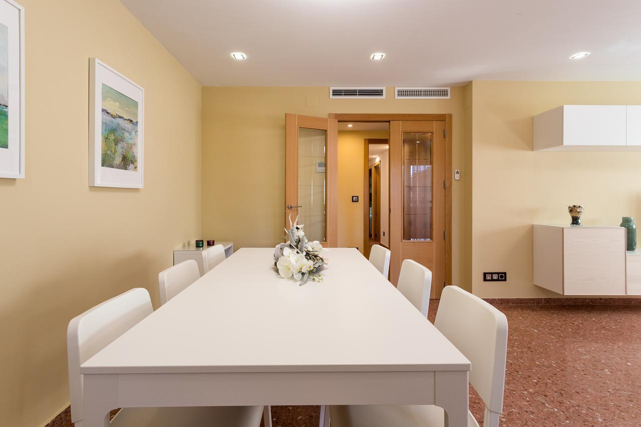 ApartUP Mestalla Home Valenza Esterno foto